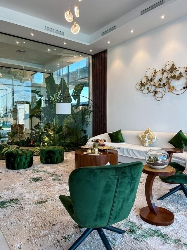 LAP  CHALET