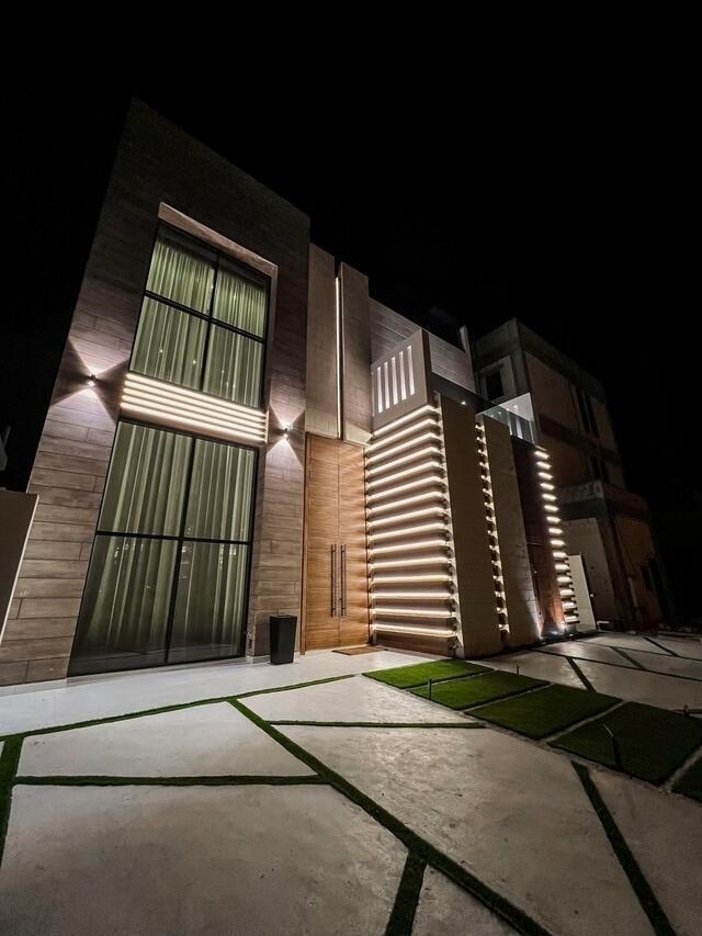 LAP  CHALET