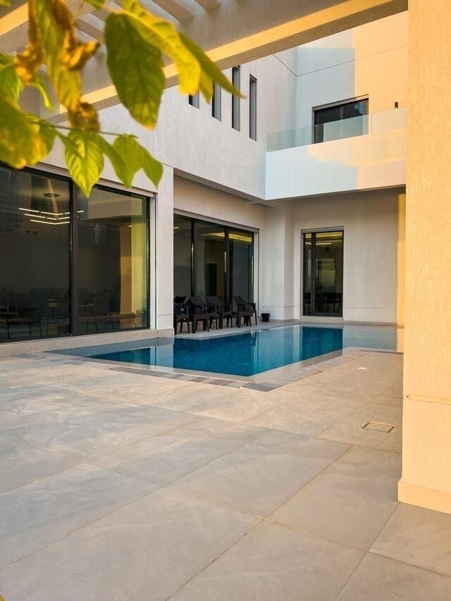 SB CHALET