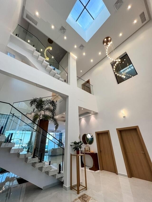LAP  CHALET