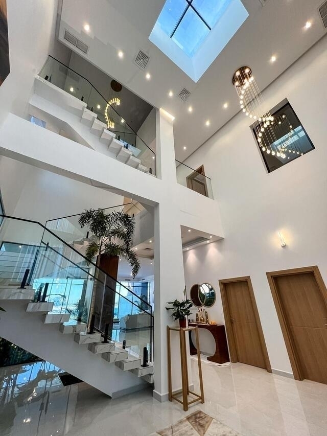LAP  CHALET