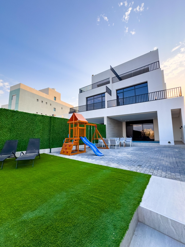 NOUR CHALET