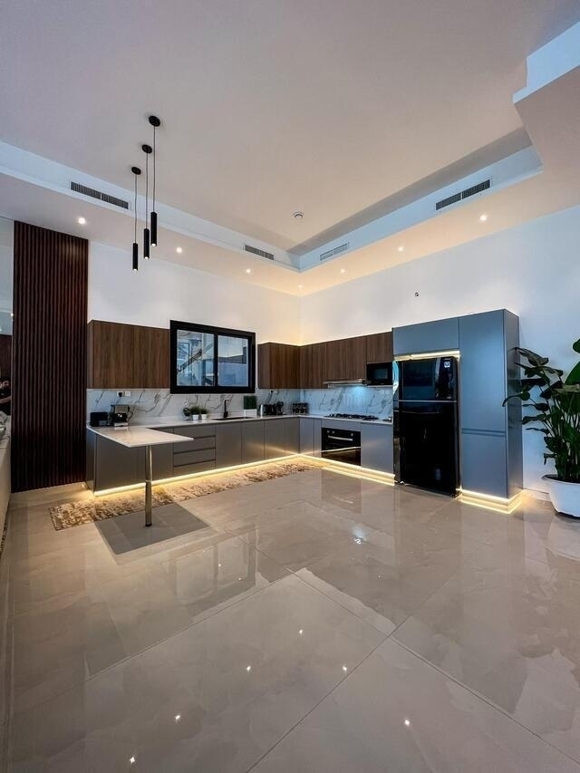 LAP  CHALET