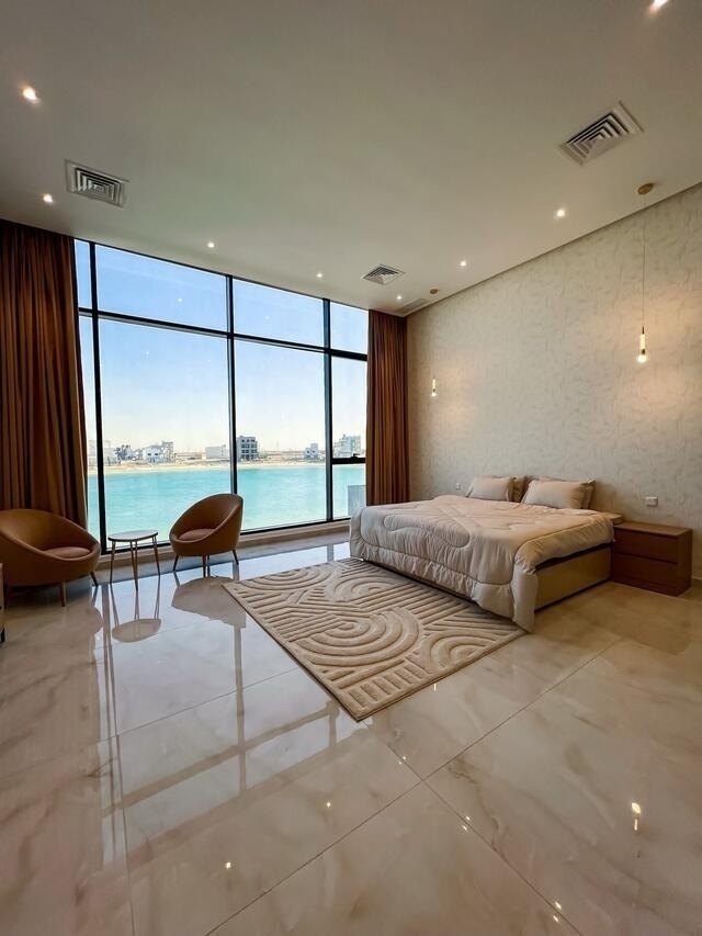LAP  CHALET