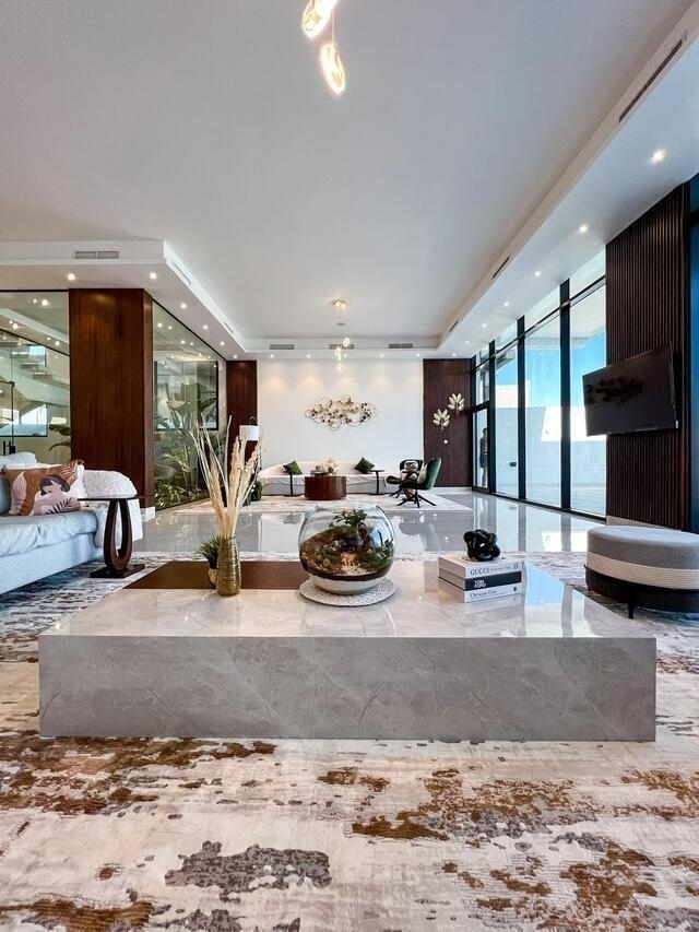 LAP  CHALET