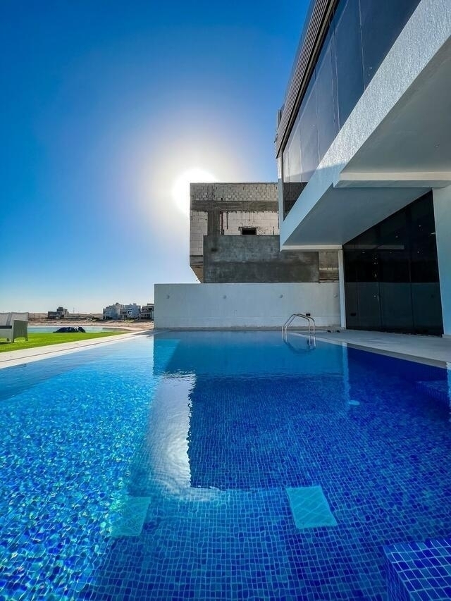 LAP  CHALET